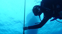 Diver attaching Mooring